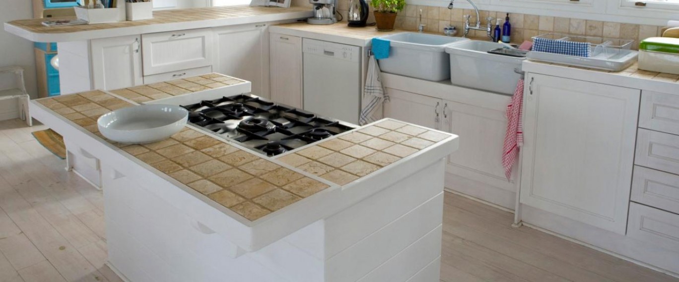 6 Desain Meja Dapur Keramik Untuk Percantik Hunianmu 6 Desain Meja Dapur Keramik Untuk Percantik Hunianmu